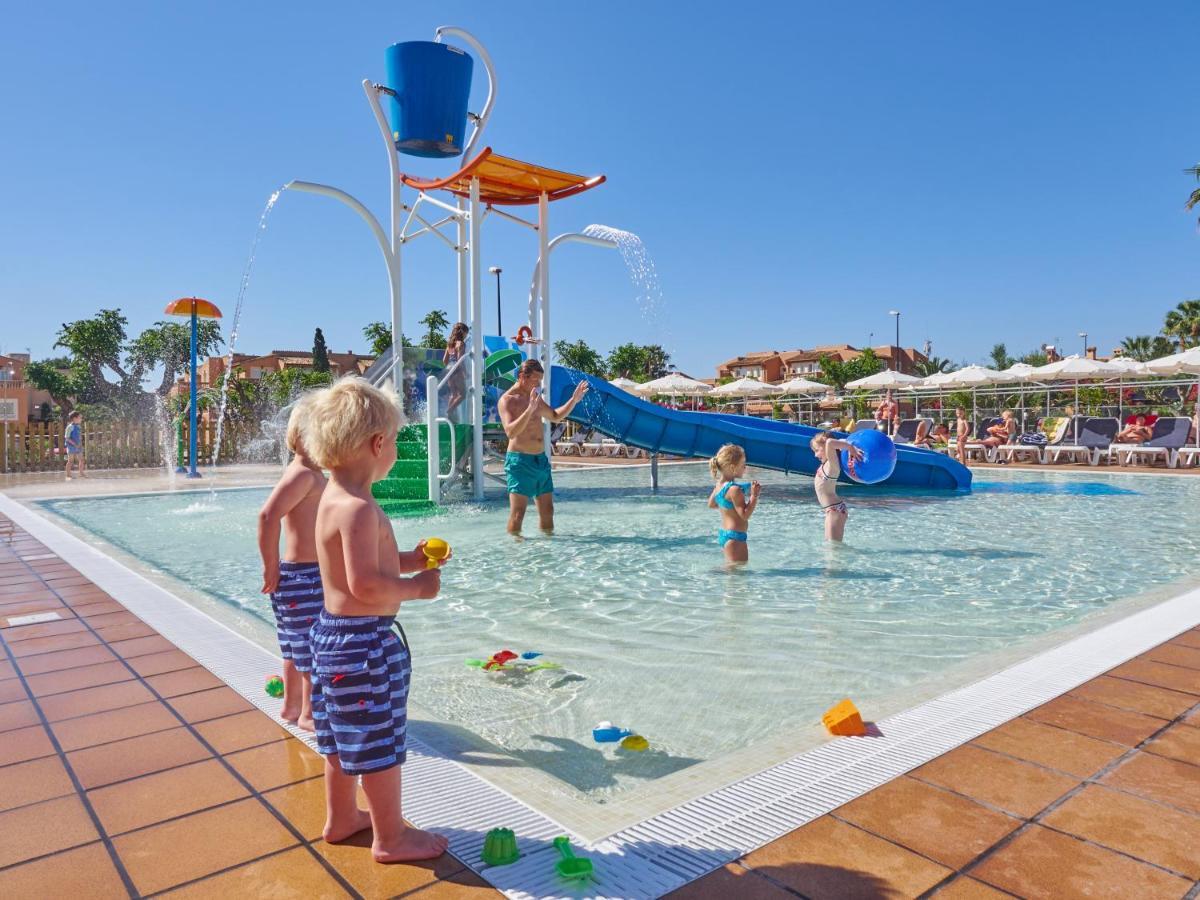 Aparthotel Ciudad Laurel Cala Millor  Ngoại thất bức ảnh