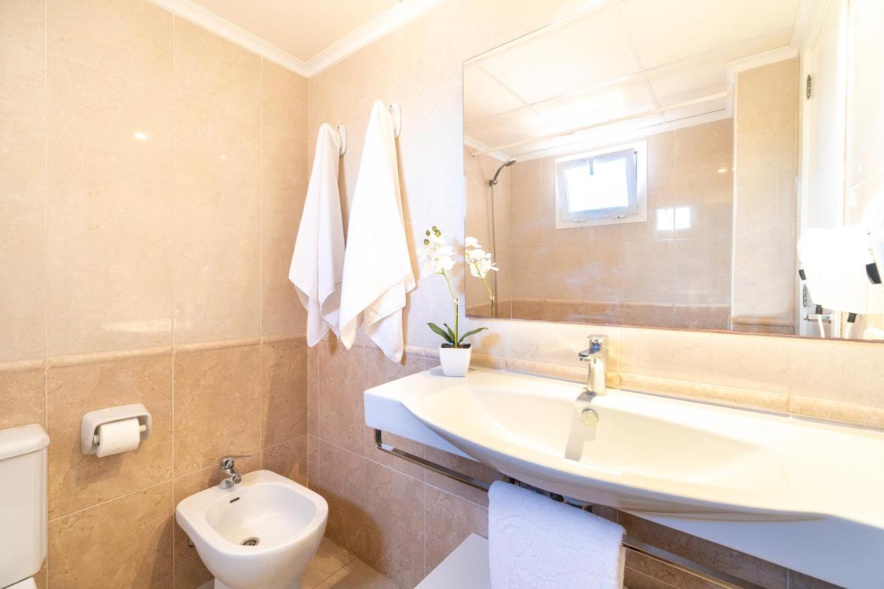 Aparthotel Ciudad Laurel Cala Millor  Ngoại thất bức ảnh