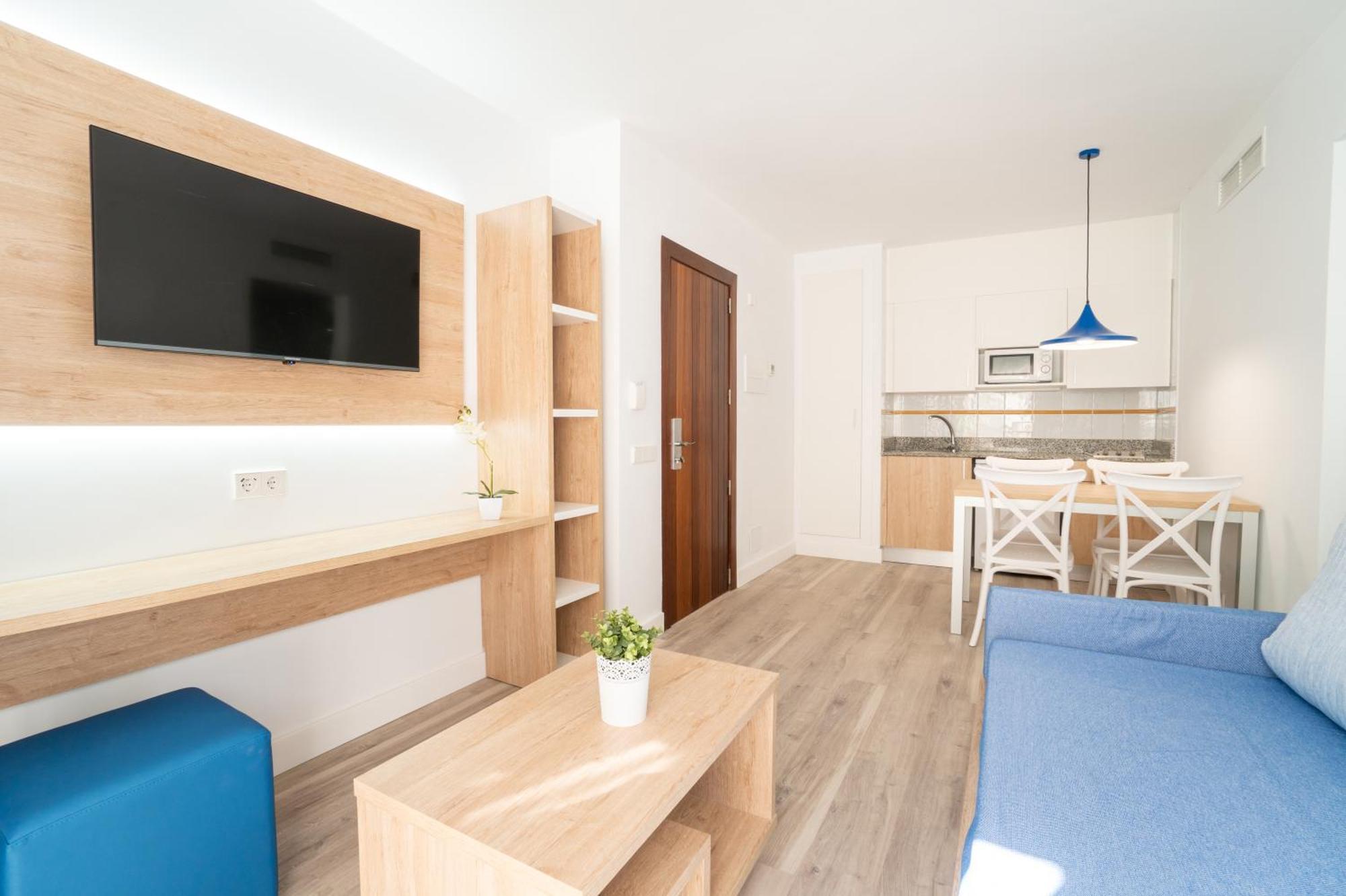 Aparthotel Ciudad Laurel Cala Millor  Ngoại thất bức ảnh