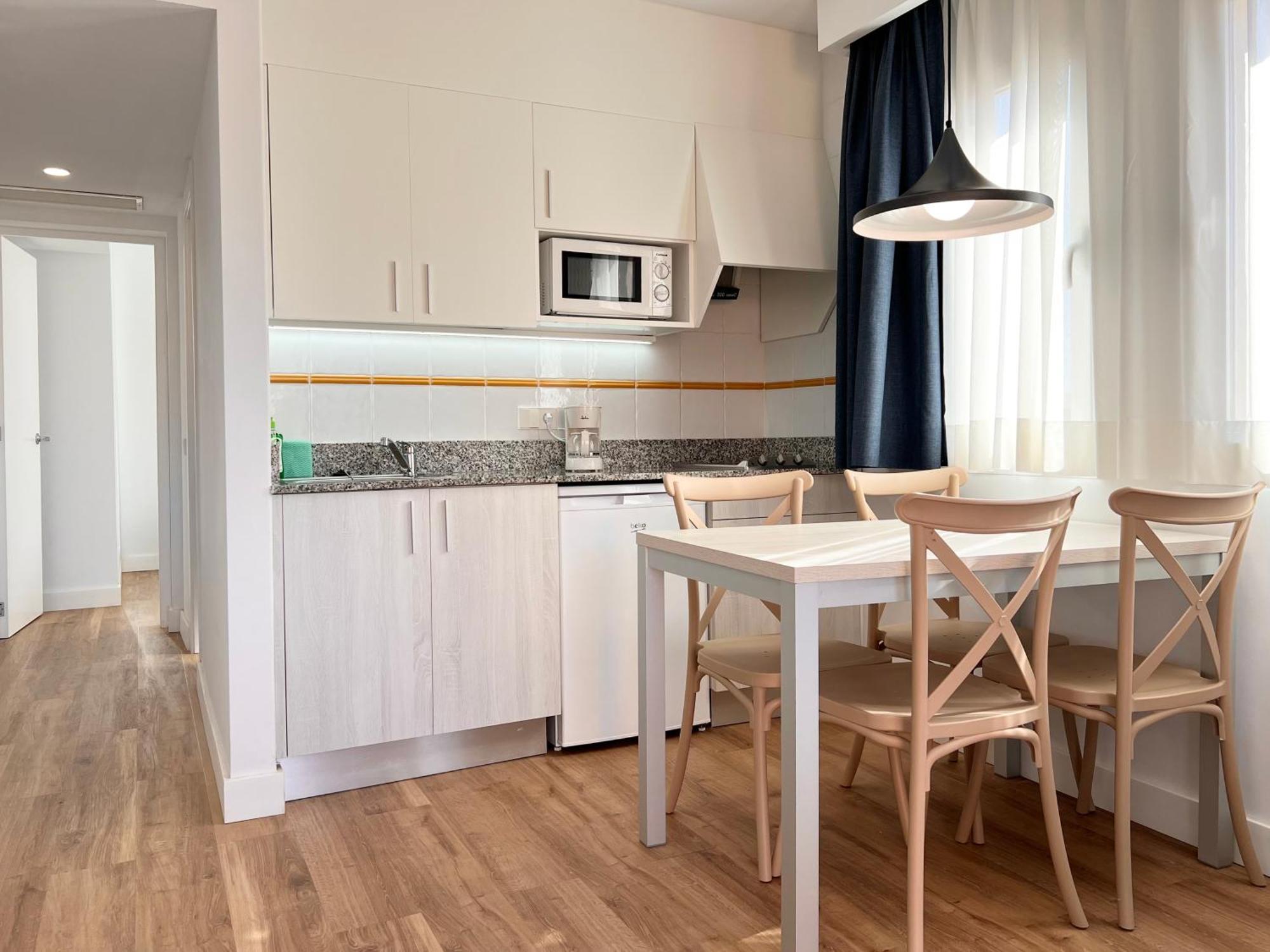 Aparthotel Ciudad Laurel Cala Millor  Ngoại thất bức ảnh